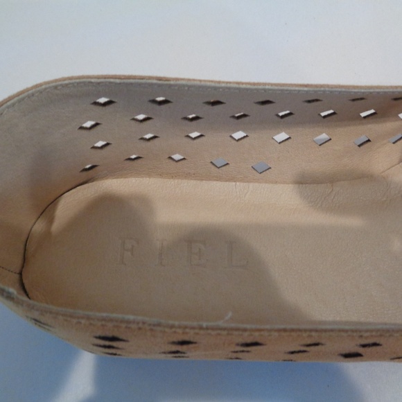 Fiel Size 8.5 BLAKE Peach Suede Slip On Loafers - Picture 8 of 8